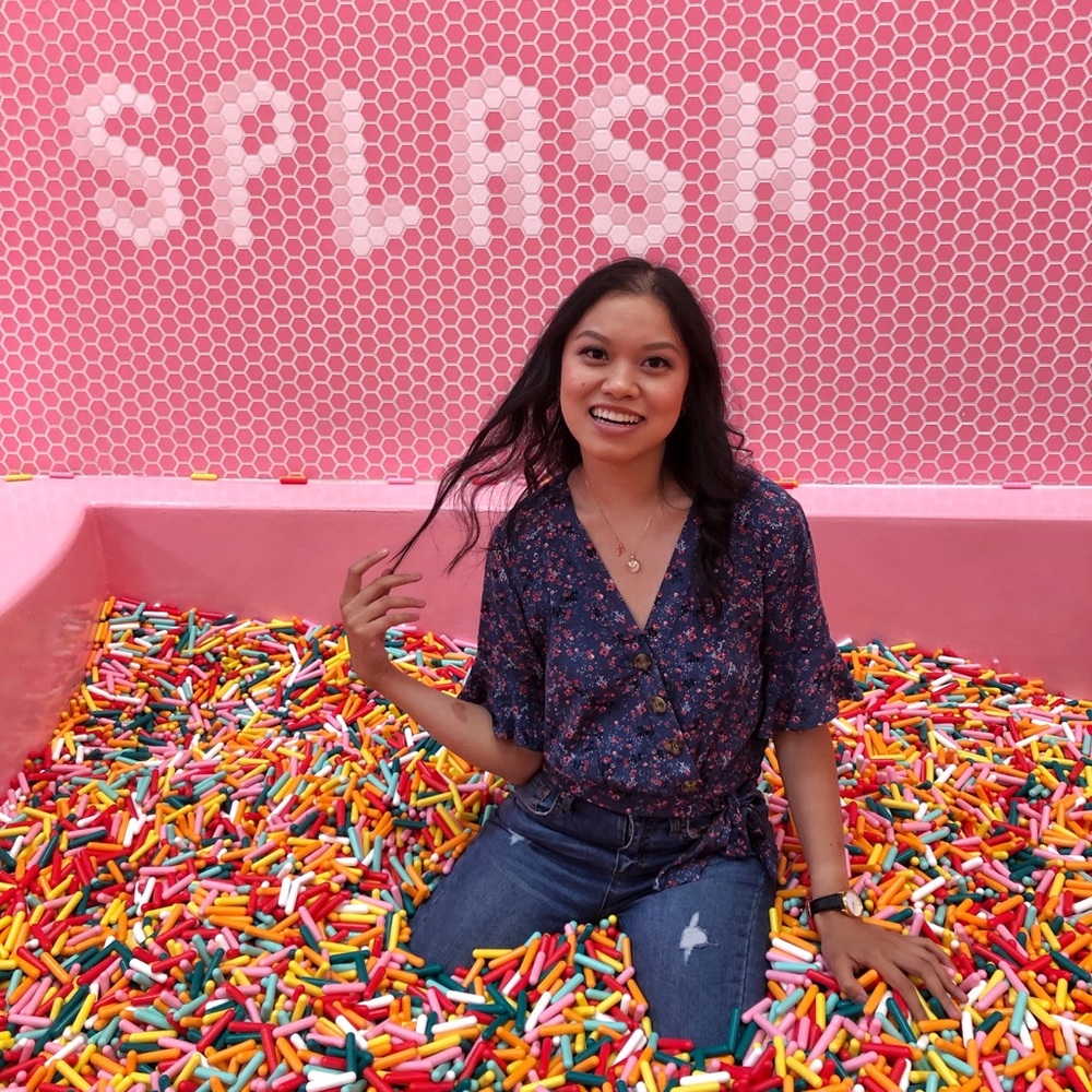 Meet your Posher, Allex